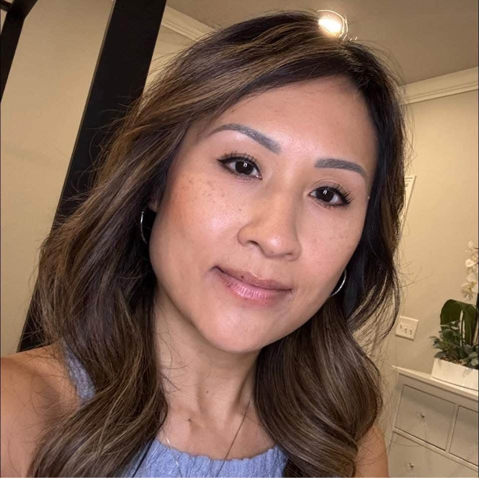 Book Khiem Dang at Onyx & Gold Beauty Lounge in Bentonville West. Specialties: Manicure Dip, Manicures. Three Northwest Arkansas locations.